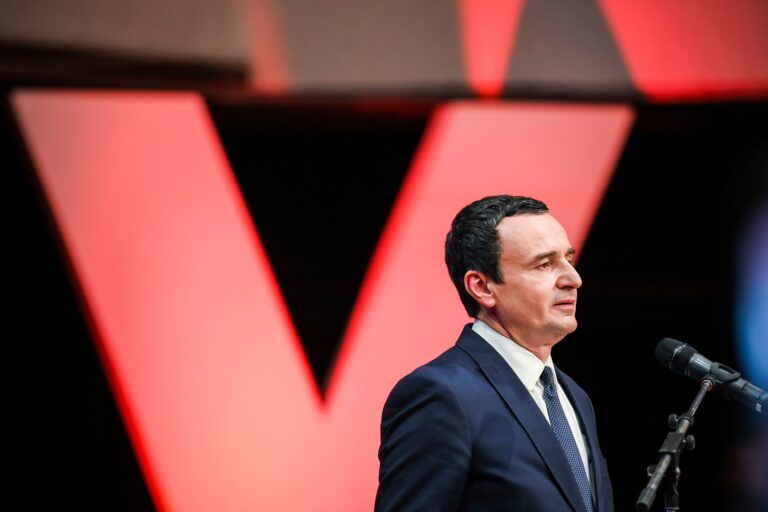 Vetëvendosje shkon në koalicion me tri parti për zgjedhjet e 28 dhjetorit