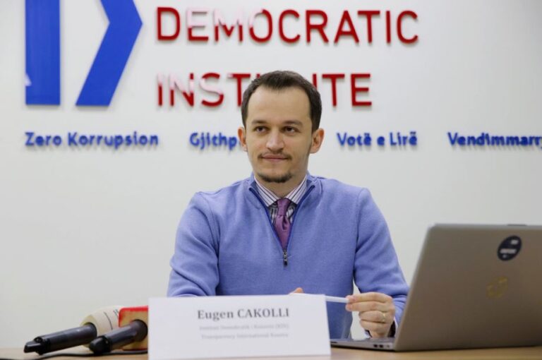 Cakolli: LVV drejt 56–57 mandateve, rezultati final varet nga votat jashtë vendit