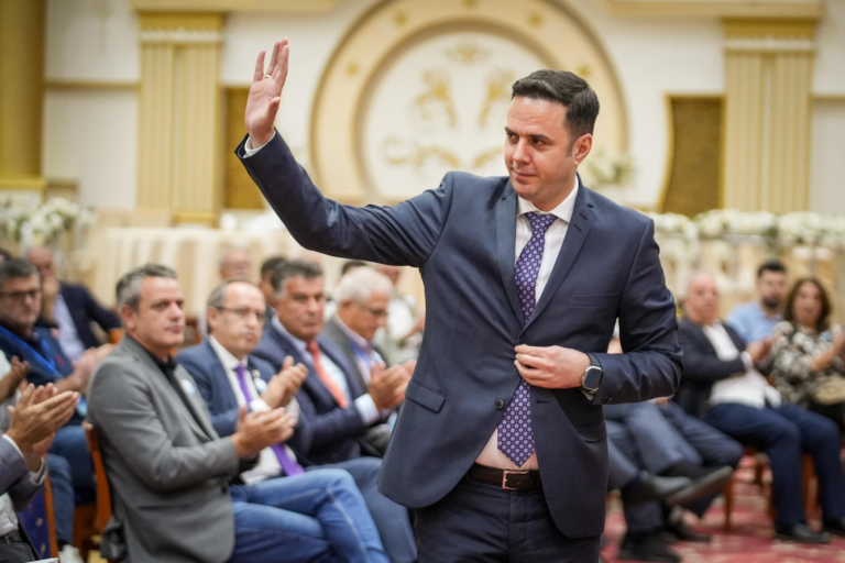 Abdixhiku prezanton sot 110 kandidatët për deputetë dhe programin politik qeverisës