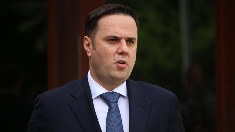 Abdixhiku: Sekti i VV-së në panik pasi s’u lejua votimi i mërgatës në salla dasmash e depo mallrash