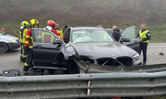 Tjetër aksident në autostradën “Ibrahim Rugova”, lëndohen dy persona