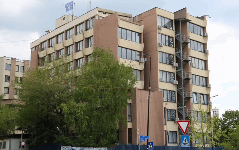 Ngritet aktakuzë ndaj dy personave për krime lufte në Suharekë dhe Rahovec