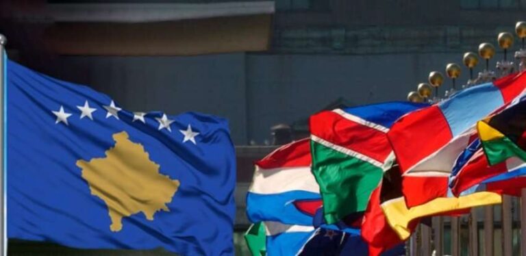 Pas njohjeve të reja për Kosovën, Serbia nxit ambasadorët për “çnjohje”