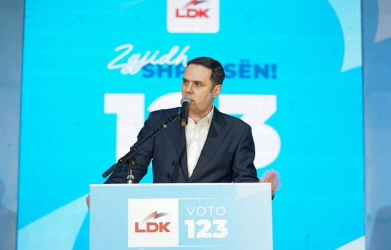 Abdixhiku premton 200 euro në muaj për të posalindurit