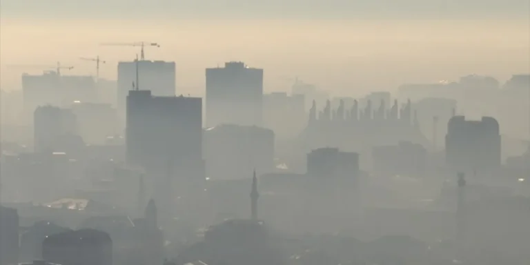 Në këtë vend renditet sonte Prishtina për ndotje të ajrit