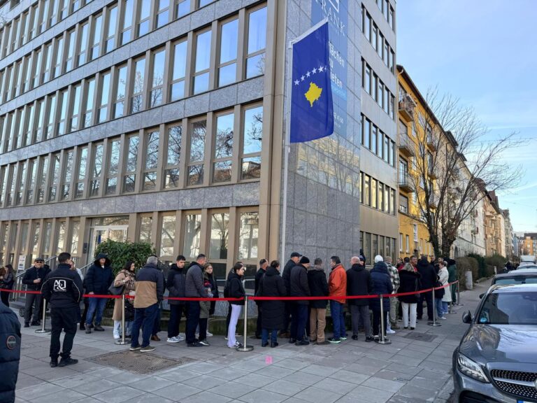 KQZ: Mbi 81 për qind pjesëmarrje në votimin e diasporës në përfaqësitë diplomatike