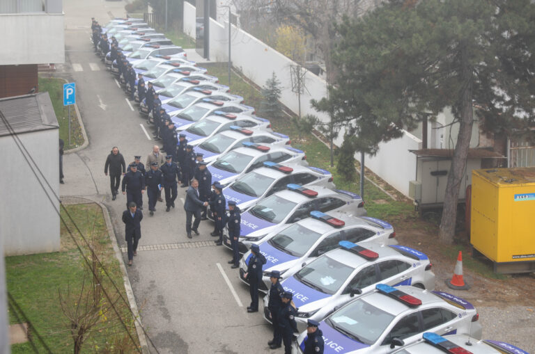 Policia e Kosovës pajiset me 41 vetura të reja patrulluese