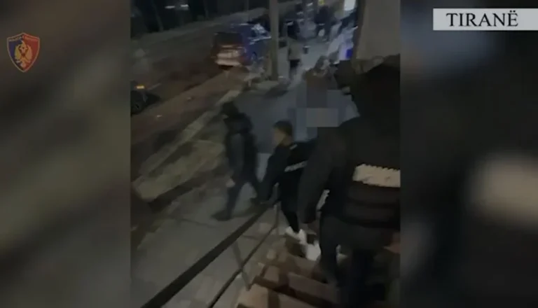 Aksion i gjerë në Tiranë/ Goditen rastet e trafikut të drogës, 22 të arrestuar