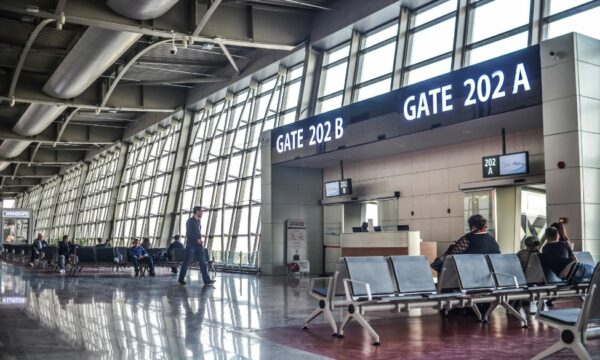 Vodhi një veturë verës në Gjermani, i dyshuari arrestohet në aeroportin e Prishtinës – i sekuestrohet vetura