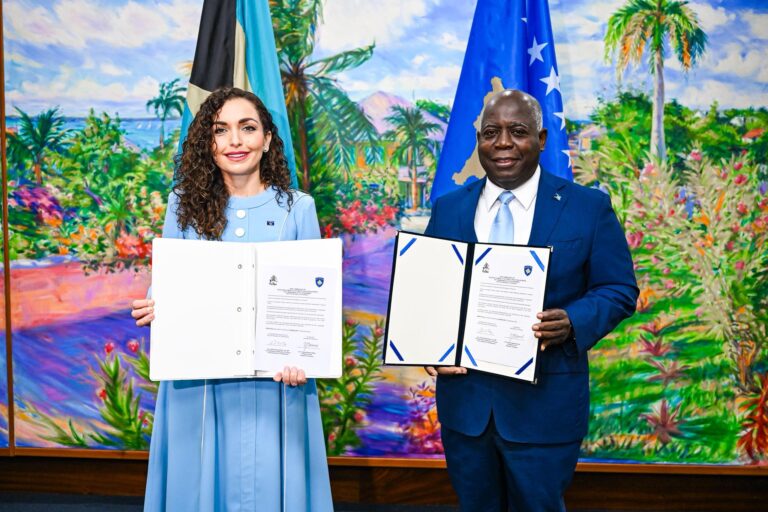 Bahamas njeh Kosovën