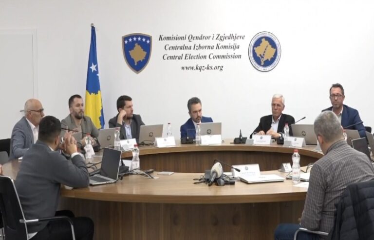 Kërkohet shtyrja e afateve për votimin me postë për zgjedhjet e 28 dhjetorit, VV-ja kundërshton