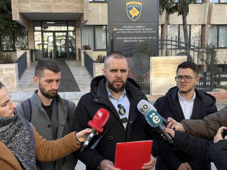 Kërkoi shfarosjen e myslimanëve shqiptarë, Bytyqi dorëzon kallëzim penal ndaj Belisar Jezercit të “Lëvizjes së Deçanit”