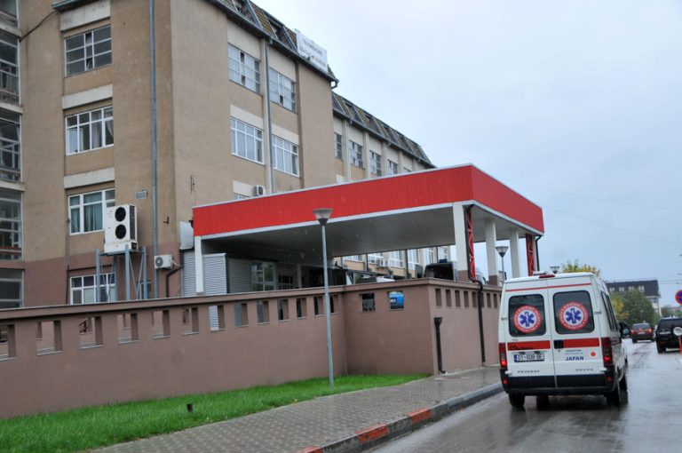 QKUK: 55 të lënduar nga mjetet piroteknike, dy të tjerë me armë zjarri