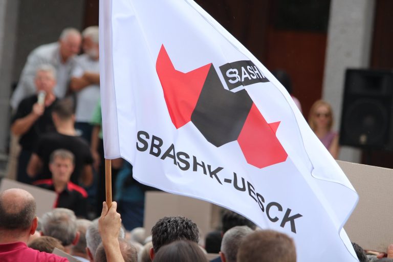 Situata e vërshimeve, SBAShK: S’lejojmë kthimin në shkolla pa u garantuar kushte të sigurta pune
