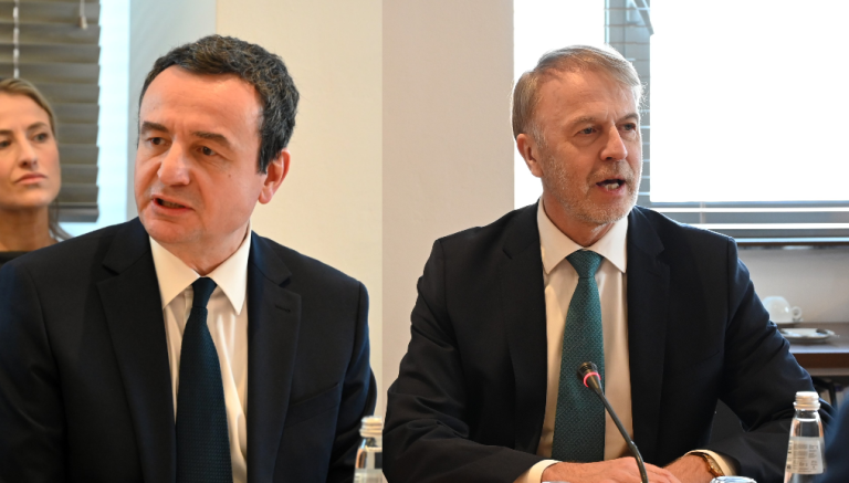 Orav bashkë me ambasadorët e takojnë Kurtin, diskutojnë për zhvillimet paszgjedhore