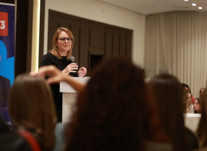 Bajrami: Nuk është opsion dorëzimi i LDK-së, duhet dhe do të rikthehet e para