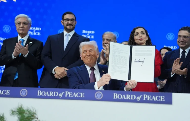 Firmoset Bordi i Paqes, Trumpi zotohet të punojë bashkë me OKB-në