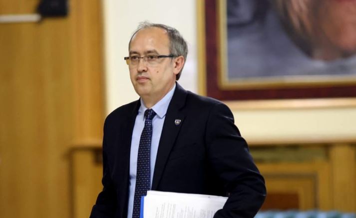 Hoti: Qytetarët po paguajnë çmimin e dështimit të kësaj qeverie me errësirë e pasiguri