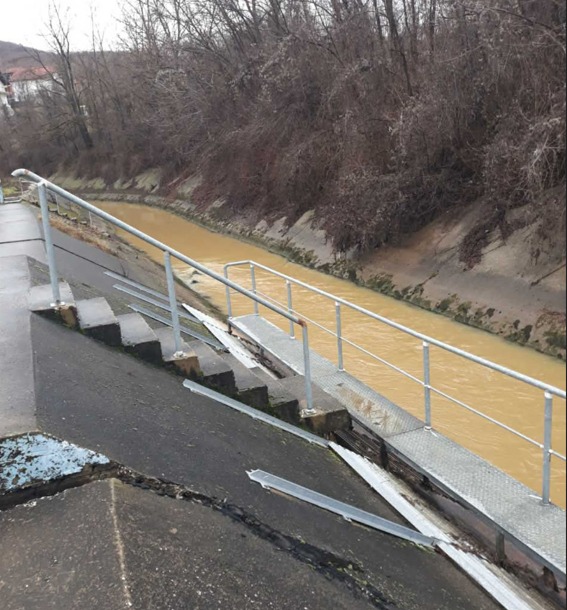 Stabilizohet furnizimi me ujë nga KRU “Mitrovica”, por uji ende nuk rekomandohet për pije