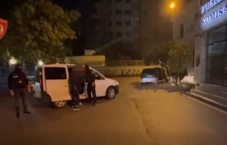 Me dokumente false kosovare, arrestohet në Tiranë i kërkuari për tri vrasje