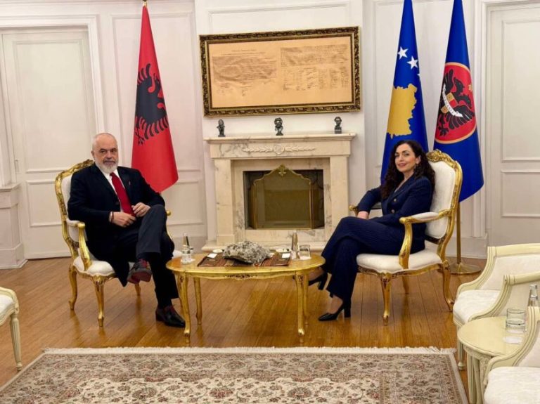 Presidentja Osmani pret në takim kryeministrin Rama
