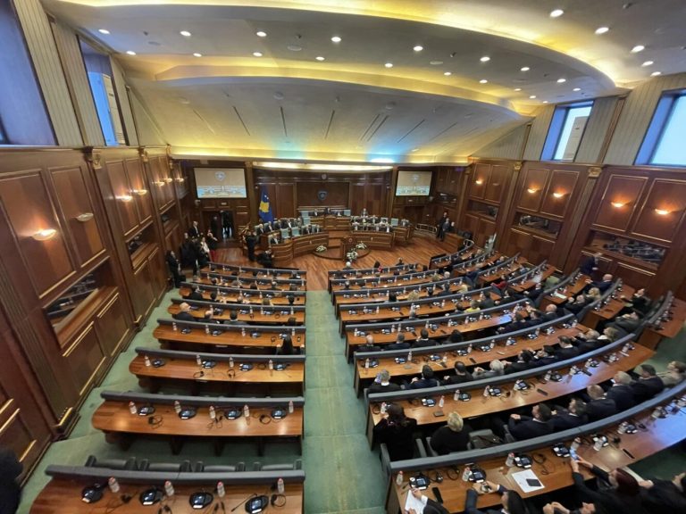Osmani: Sot më shumë se kurrë e kemi për detyrë të qëndrojmë bashkë