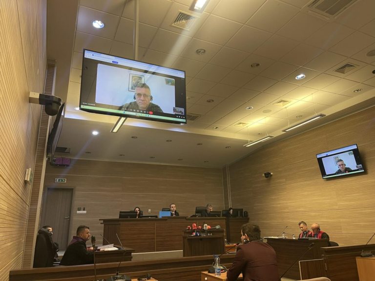 Dëshmitari: Kishim frikë se mos na qëllonin ndonjë plumb, pamë njerëz me uniforma e të armatosur
