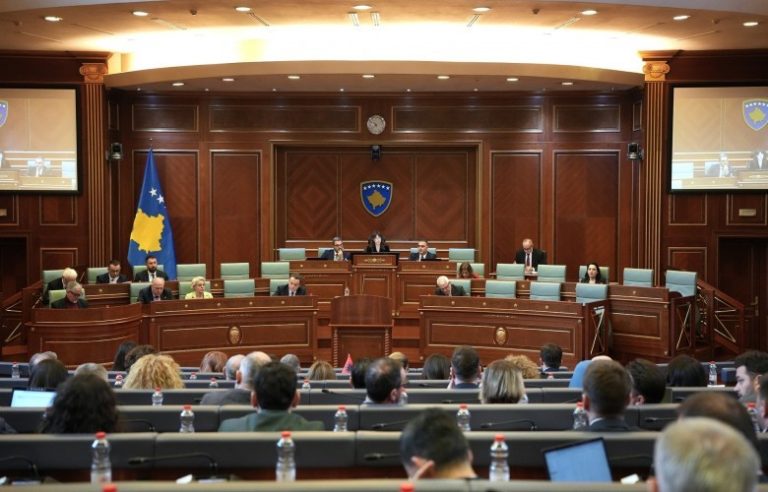 Kuvendi mban sot seancë plenare, shqyrtohet në lexim të dytë buxheti 2026