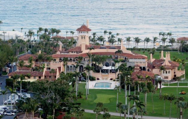 Hyri i armatosur në rezidencën e Trump në Mar-a-Lago, Shërbimi Sekret qëllon për vdekje 20-vjeçarin