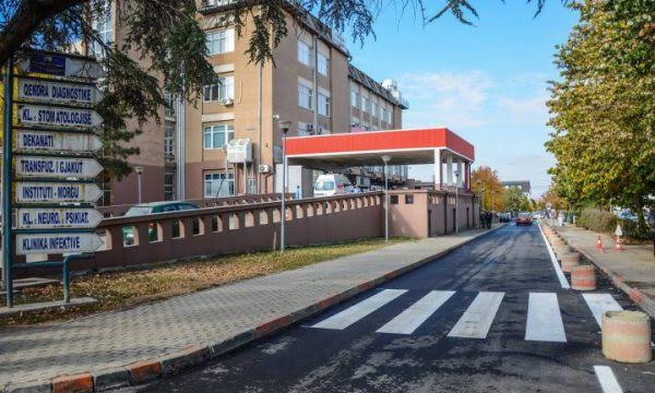 ShSKUK largon tarifën prej 3 eurosh për shoqëruesit e pacientëve