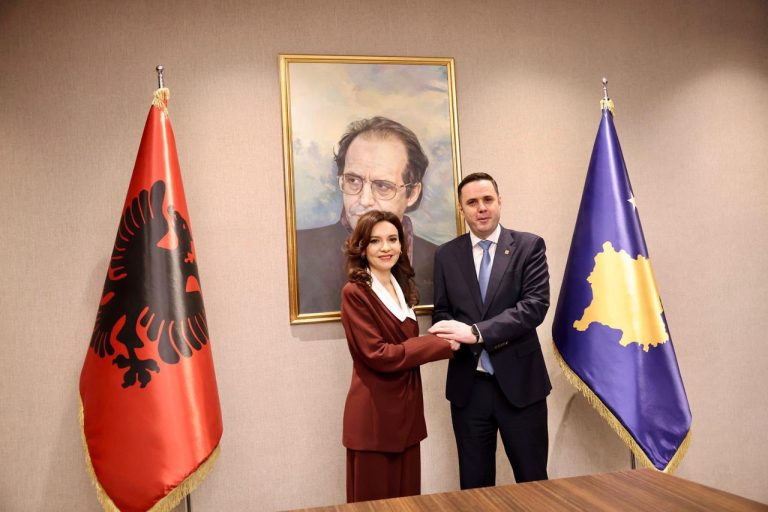 Spiropali takohet edhe me Abdixhikun: LDK ka një rol të rëndësishëm në historinë e shtetformimit të Kosovës