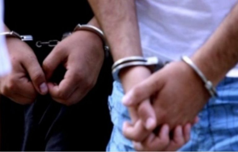 Arrestohen tre persona të dyshuar për vjedhje të rëndë në Prishtinë