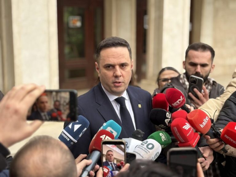 Abdixhiku pas takimit me Kurtin: Dy rrugë janë përpara për çështjen e presidentit