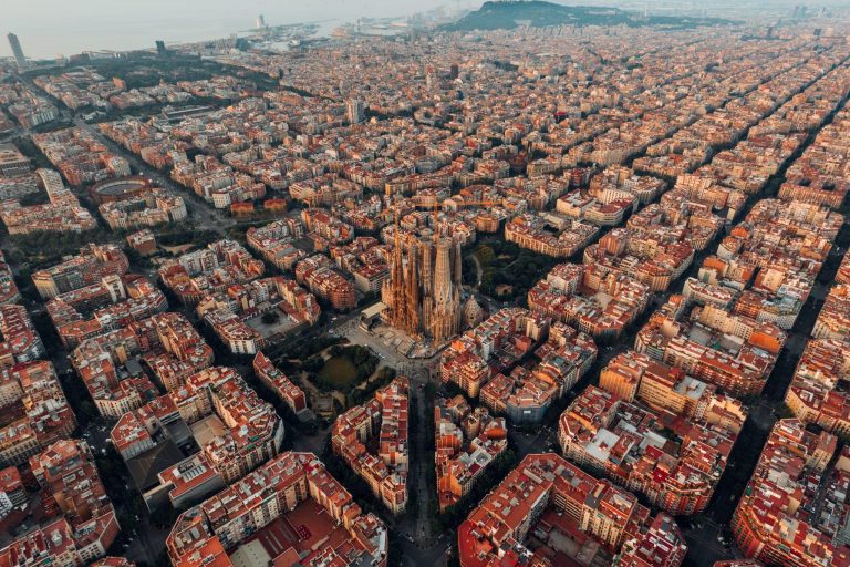 Barcelona dyfishon taksën e turizmit, një nga më të lartat në Evropë