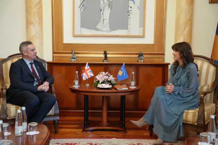 Hargreaves takon Haxhiun, diskutojnë për zgjedhjet e ardhshme presidenciale