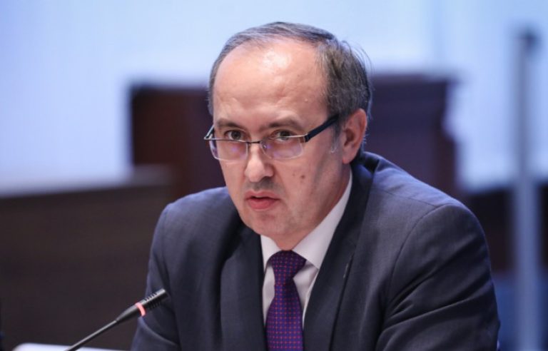 “Rënie ekonomike, inflacion në rritje”, Hoti përcjell paralajmërimet e FMN-së