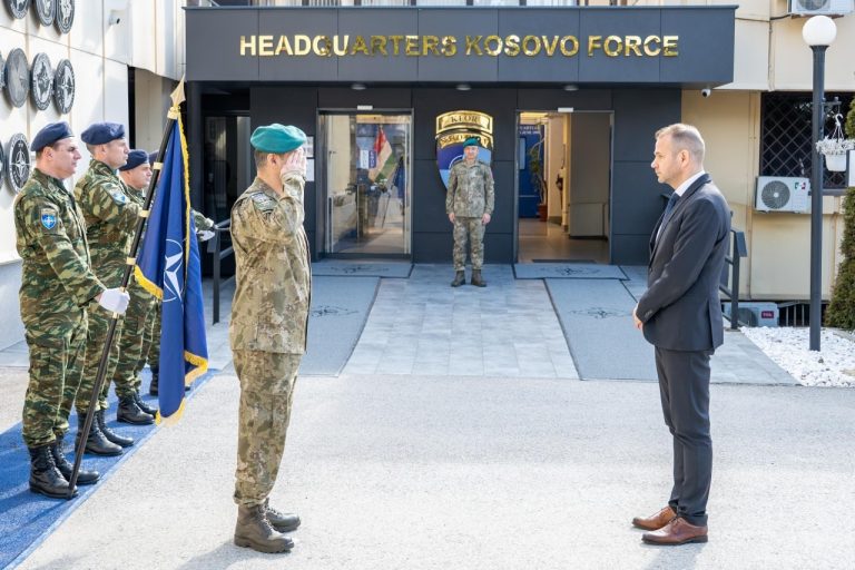 Ultash priti përfaqësuesin special të Hungarisë, diskutohet situata e sigurisë në Kosovë