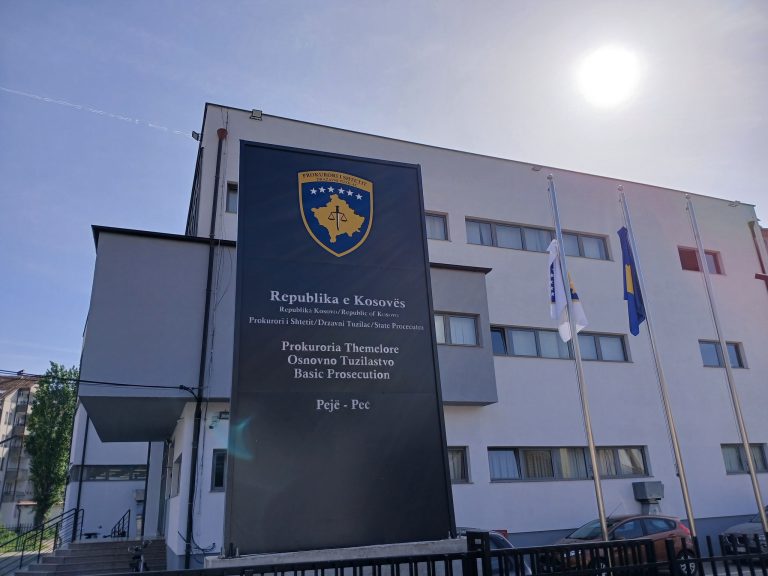 Ndalohen për 48 orë 7 kryesues të vendvotimeve në Klinë