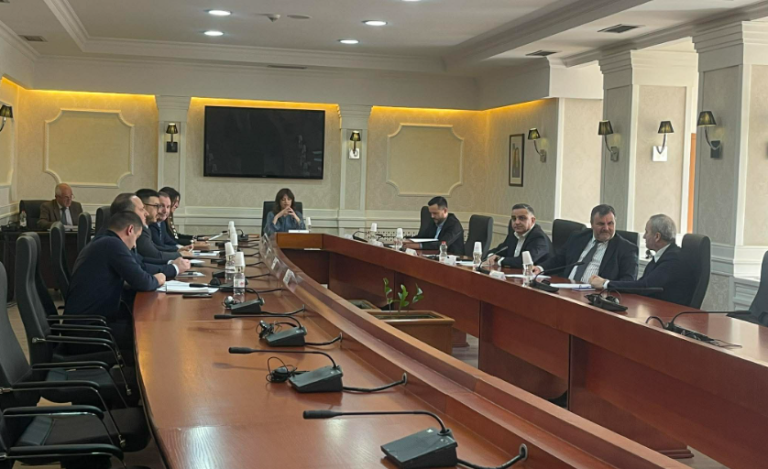 Mblidhet Komisioni për të marrë vendim për thirrje publike për zgjedhjen e dy gjyqtarëve në Kushtetuese