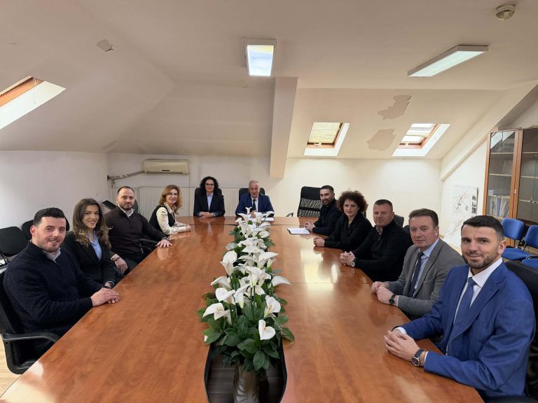 Bali Muharremaj formon kabinetin e ri drejtues të Komunës