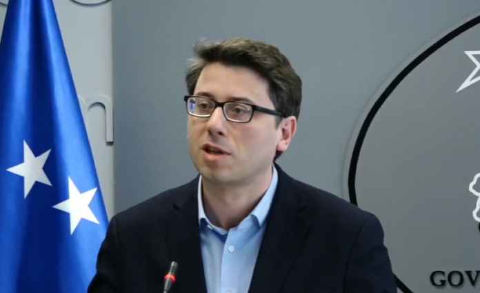 Kush do të marrë pagën e 13-të? Përgjigjet ministri Murati