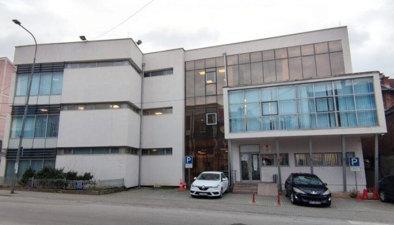 Manipulimet me vota në Suharekë: Intervistohen 72 të dyshuar, 19 ndalohen për 48 orë