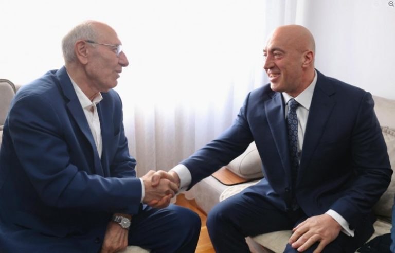 Një ditë pas lirimit me kusht nga Haga, Haradinaj i shkon në vizitë Fazliut