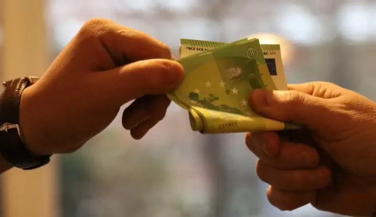 Aktakuzë ndaj një polici dhe qytetari për ryshfet dhe kalim ilegal të kufirit në Prizren