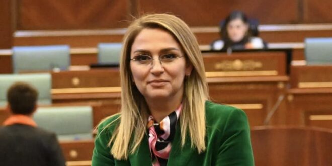 “Historia nuk rishkruhet”, Shqipe Mehmeti-Selimi reagon pasi ZPS kërkoi nga 45 vjet për ish-krerët e UÇK-së