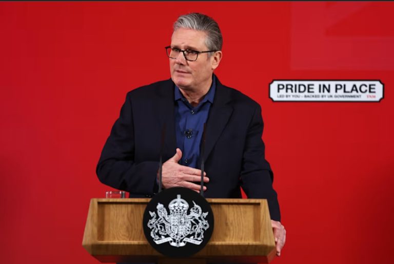 I përfshirë në dosjen Epstein, Starmer u kërkon falje viktimave për emërimin e Mandelson si ambasador