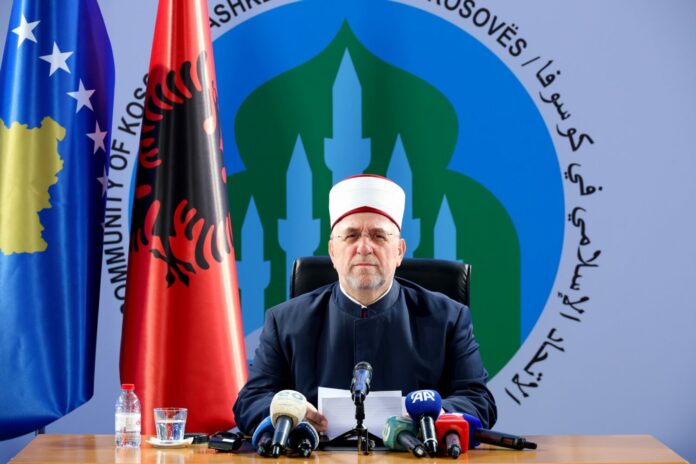 Myftiu Tërnava: Mesazhi i Ramazanit është paqja, pastron zemrën nga urrejtja, ndalon fyerjen