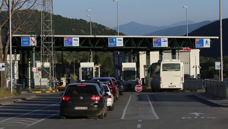 Tre persona ndalohen për kalim ilegal të kufirit në Han të Elezit