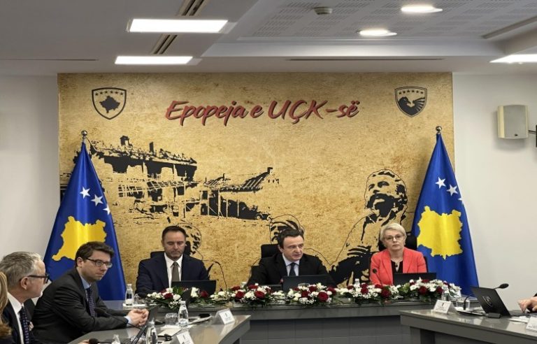 Kurti: Epopeja e UÇK-së, kthesë vendimtare drejt lirisë dhe pavarësisë
