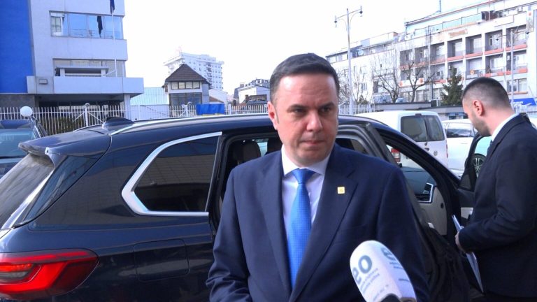 Abdixhiku i gatshëm për zgjedhjet: Kurdo që Presidentja e vlerëson